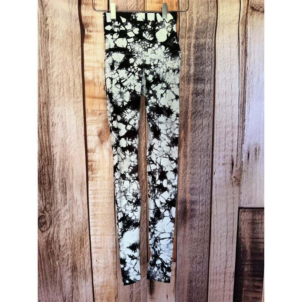 Lululemon Wunder Under Shibori Tie Dye Leggings Abstract Black White Size 2